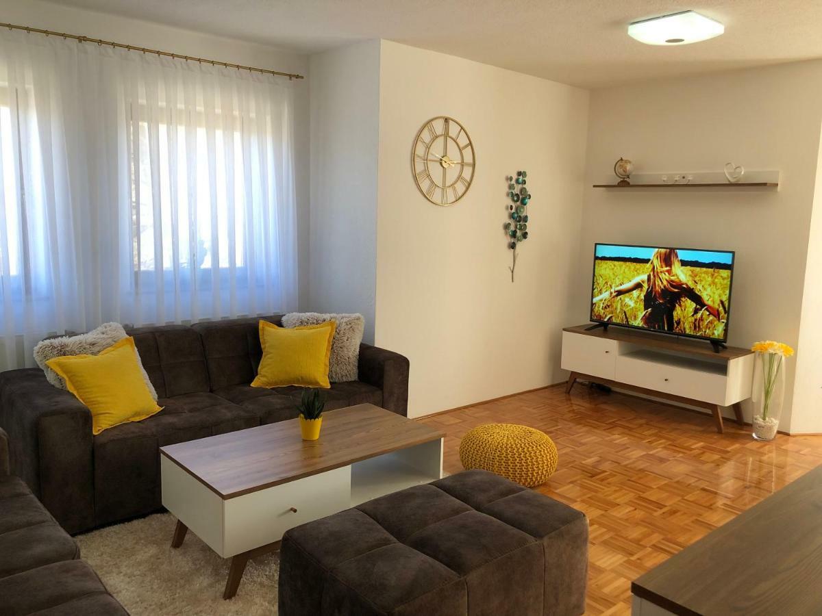 Apartment Golden Fields スモーヤナク エクステリア 写真