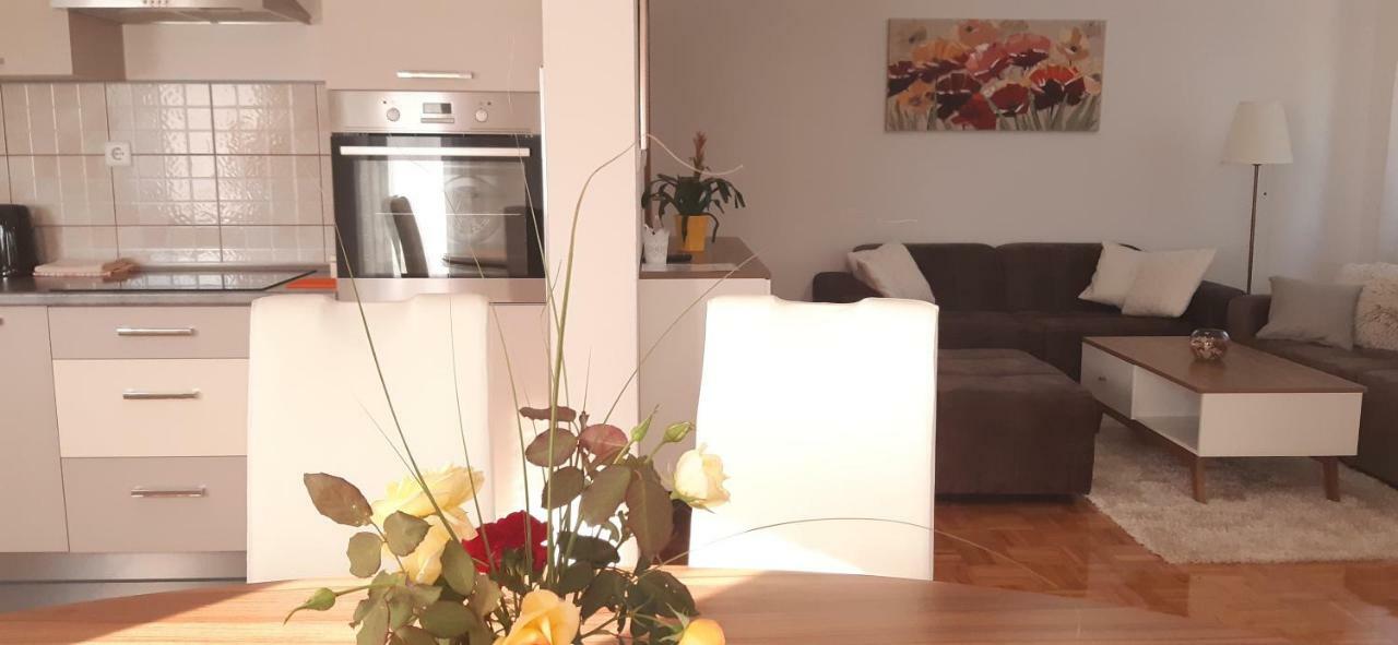 Apartment Golden Fields スモーヤナク エクステリア 写真